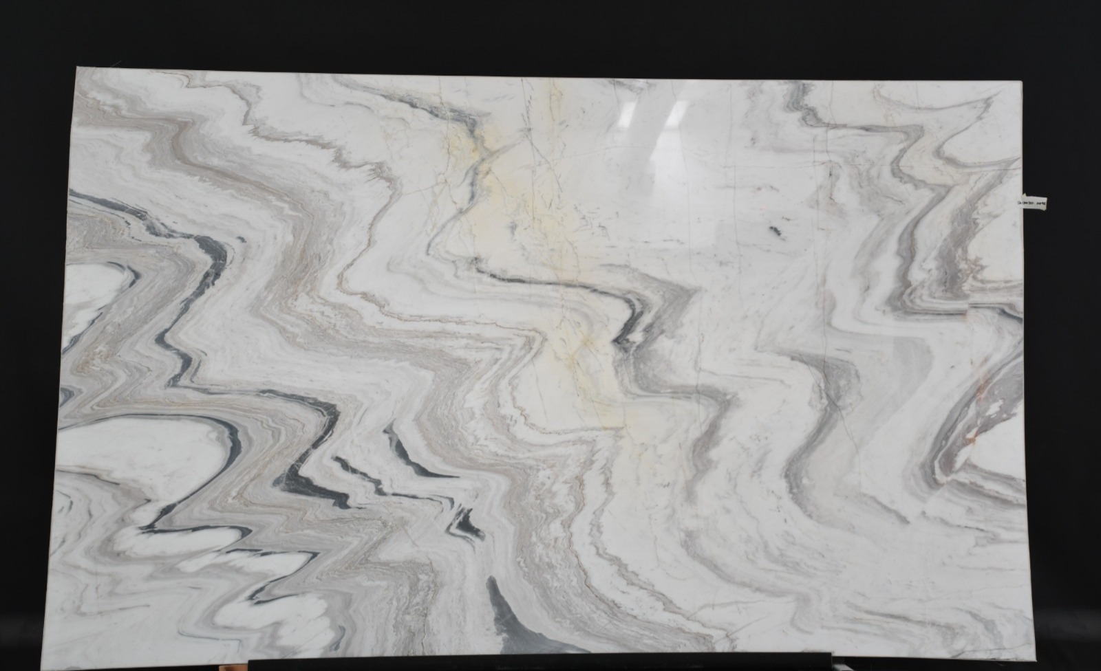 Calacatta Lucina detail 2
